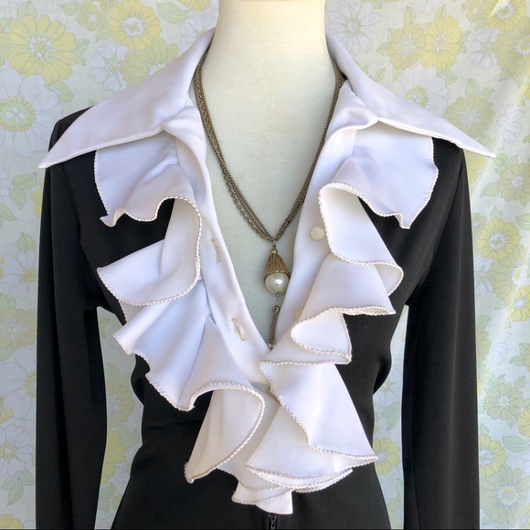 SOLD Vintage🌟70s Ruffle Collared Tuxedo Jumpsuit - Picture 3 of 6